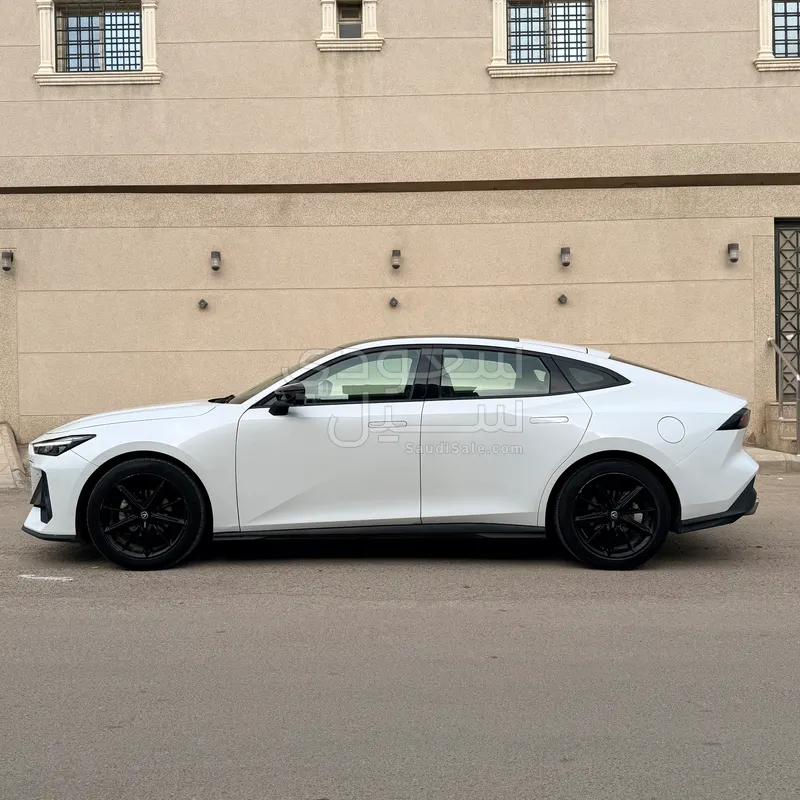 2023 شانجان يوني في