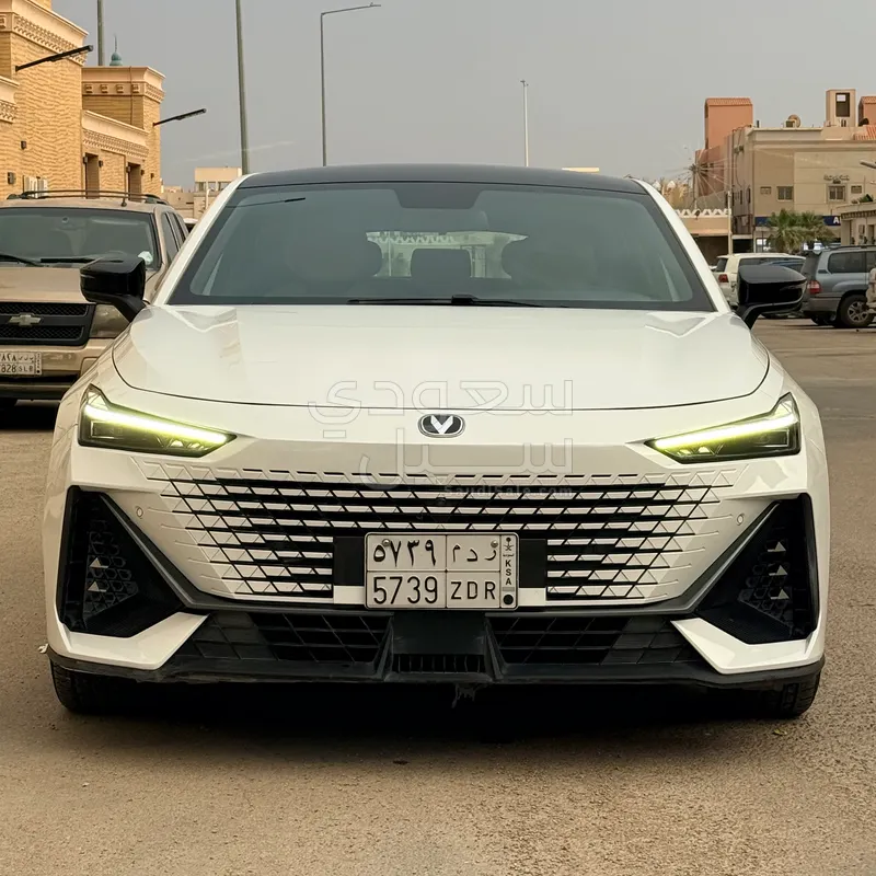 2023 شانجان يوني في