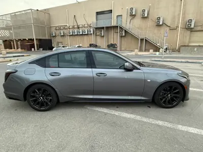 2022 كاديلاك سي تي 5 في