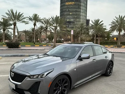 2022 كاديلاك سي تي 5 في