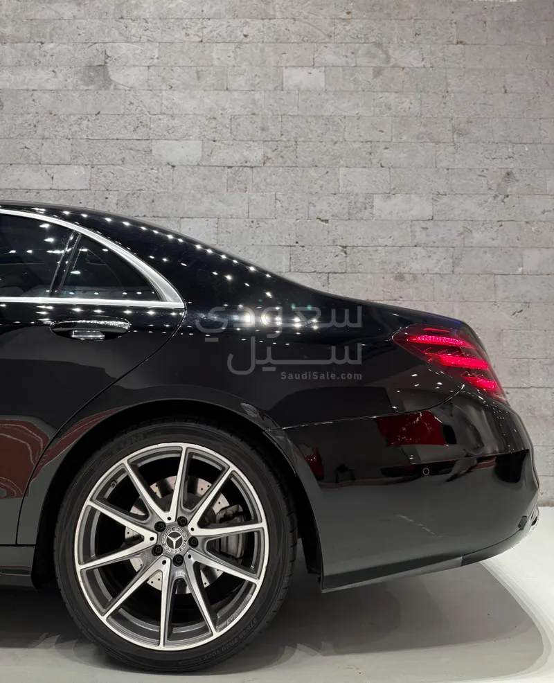 2018 مرسيدس - بنز إس 560