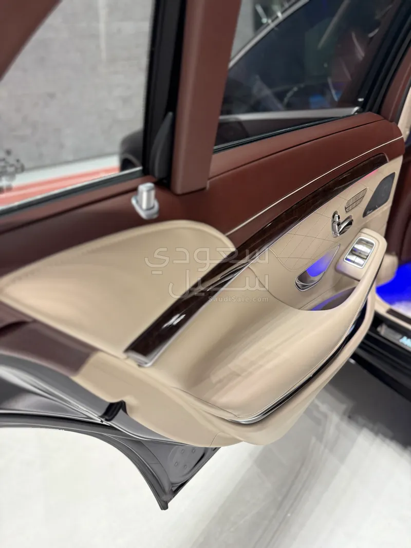 2018 مرسيدس - بنز إس 560