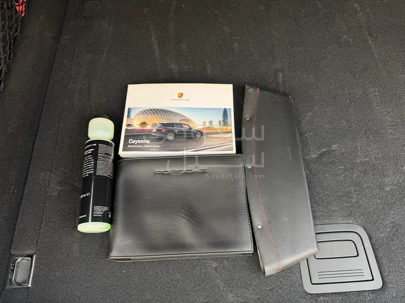 2022 بورش كايين بلاتينيوم اديشن