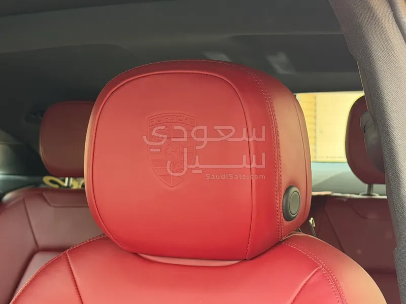 2022 بورش كايين بلاتينيوم اديشن