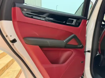 2022 بورش كايين بلاتينيوم اديشن