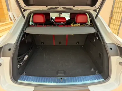 2022 بورش كايين بلاتينيوم اديشن