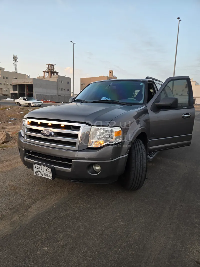 2010 فورد اكسبيديشن اكس ال تي