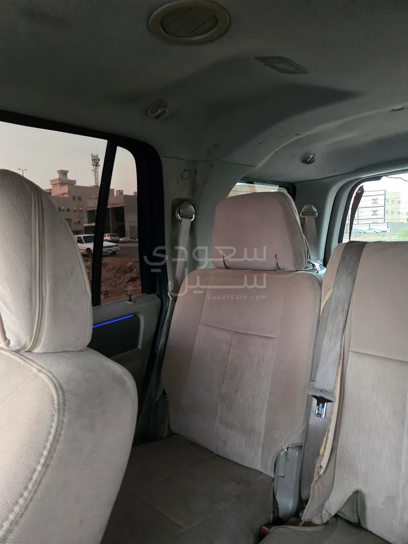 2010 فورد اكسبيديشن اكس ال تي