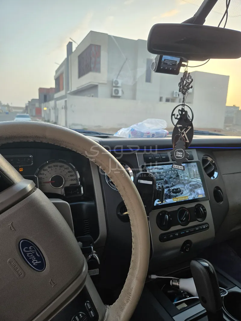 2010 فورد اكسبيديشن اكس ال تي