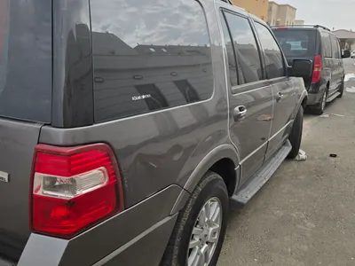 2010 فورد اكسبيديشن اكس ال تي