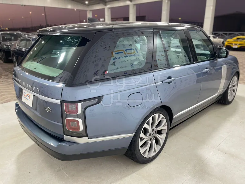 2020 لاند روفر رينج روفر فوج