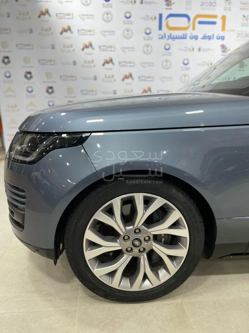 2020 لاند روفر رينج روفر فوج