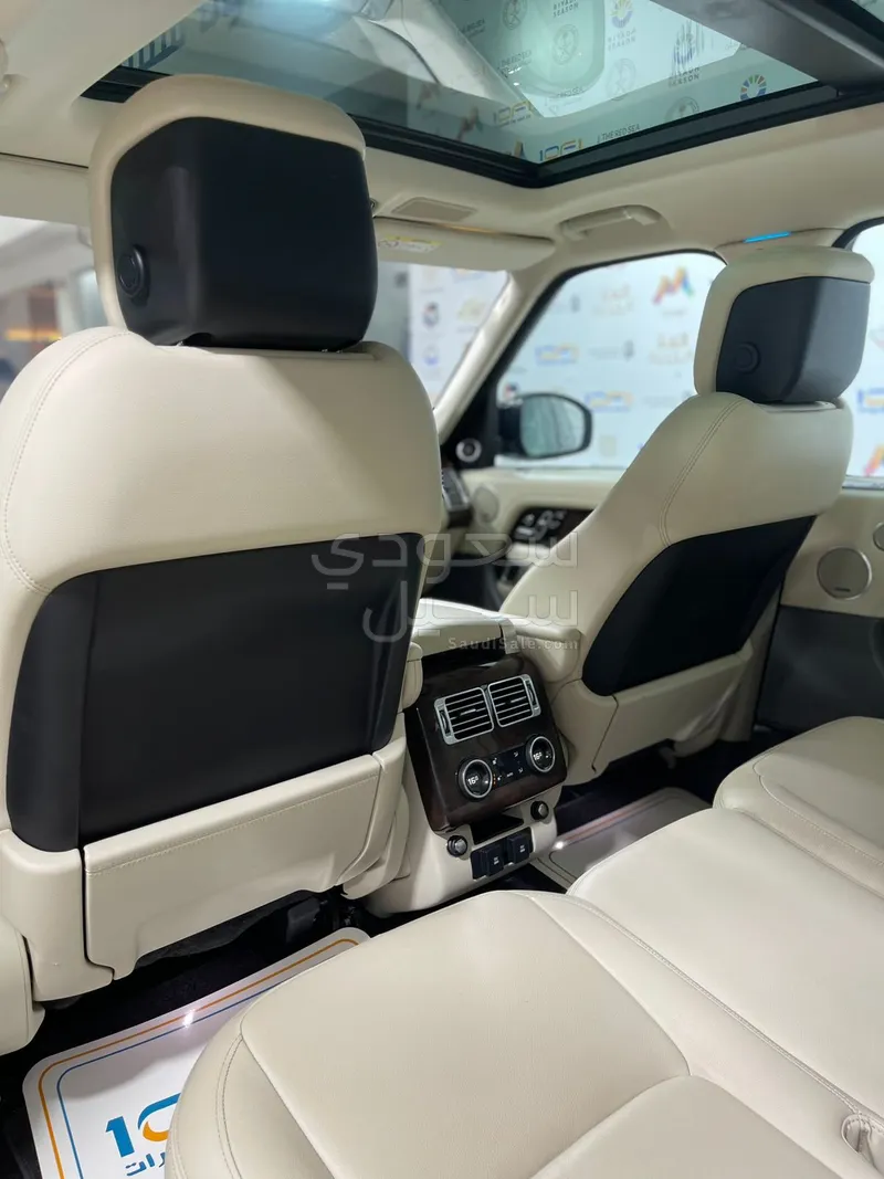 2020 لاند روفر رينج روفر فوج