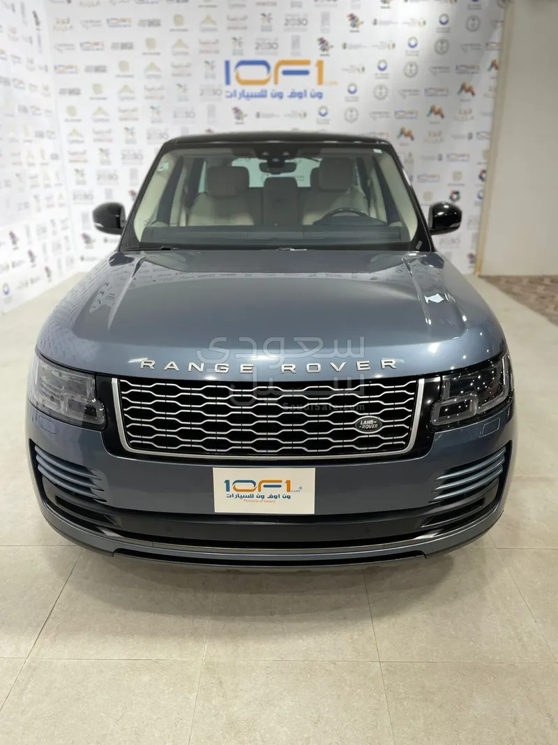 2020 لاند روفر رينج روفر فوج