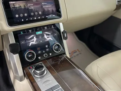 2020 لاند روفر رينج روفر فوج