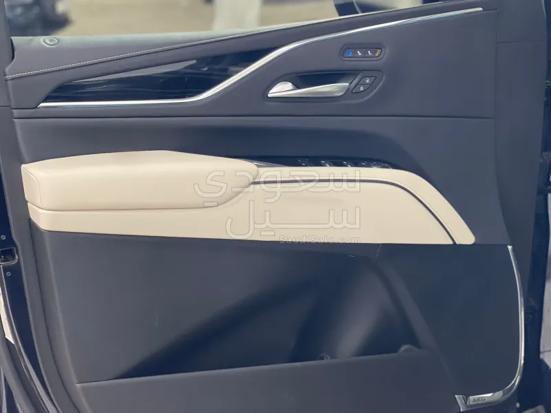 2024 كاديلاك اسكاليد سبورت