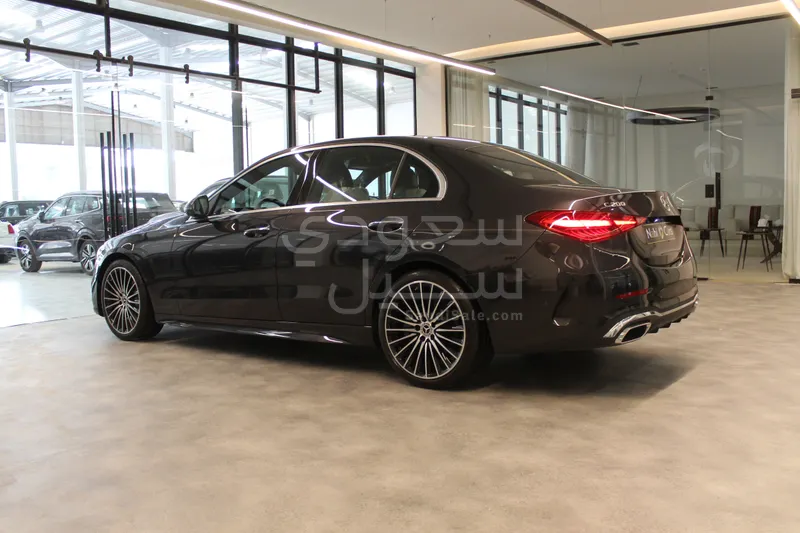 2026 مرسيدس - بنز سي 200