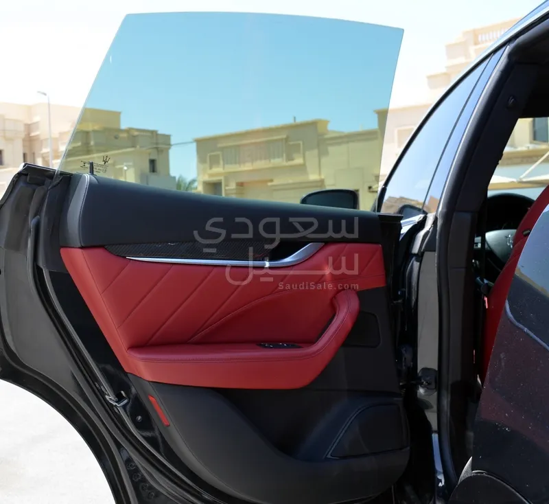 2022 مازيراتي ليفانتي مودينا