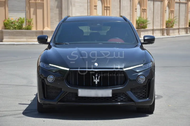 2022 مازيراتي ليفانتي مودينا