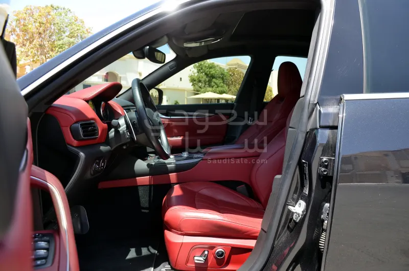 2022 مازيراتي ليفانتي مودينا