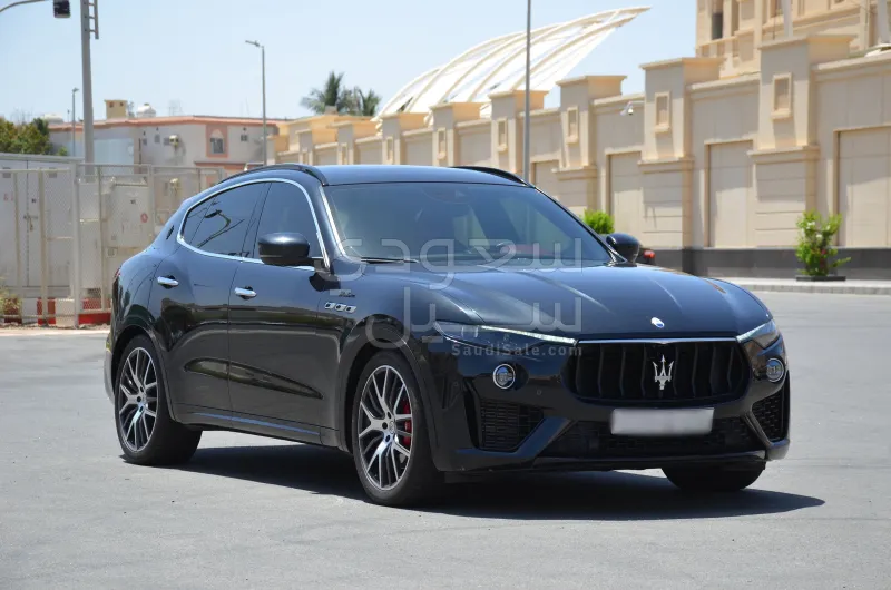 2022 مازيراتي ليفانتي مودينا