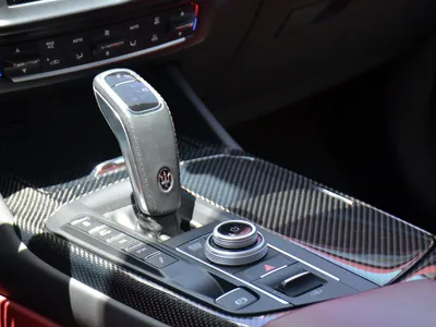 2022 مازيراتي ليفانتي مودينا