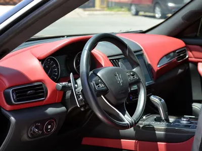 2022 مازيراتي ليفانتي مودينا