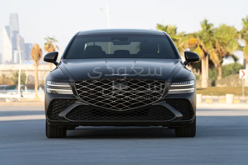 2025 جينيسيس جي 80 رويال