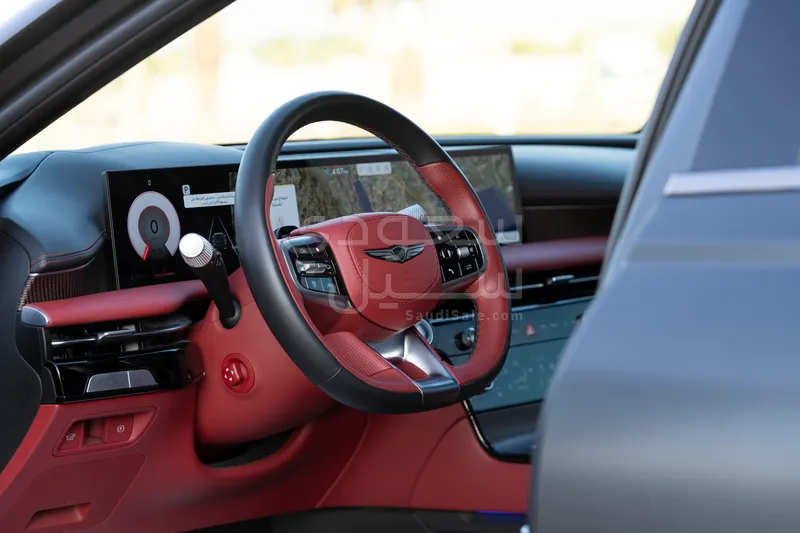 2025 جينيسيس جي 80 رويال