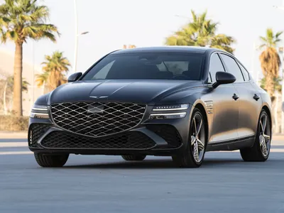 2025 جينيسيس جي 80 رويال