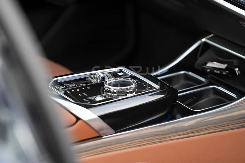 2026 بي ام دبليو الفئة السابعة 735 إل أي