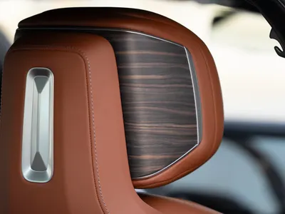 2026 بي ام دبليو الفئة السابعة 735 إل أي