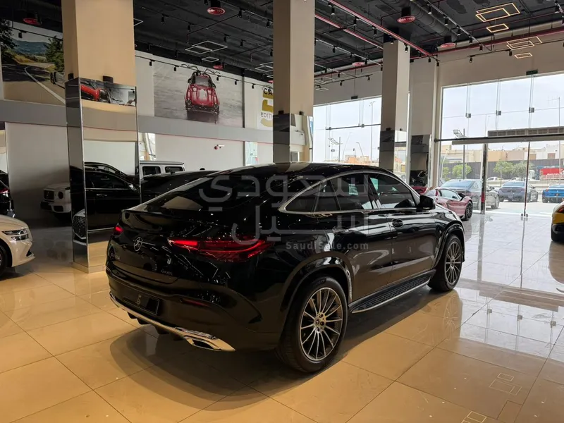 2025 مرسيدس - بنز جي إل إي 450