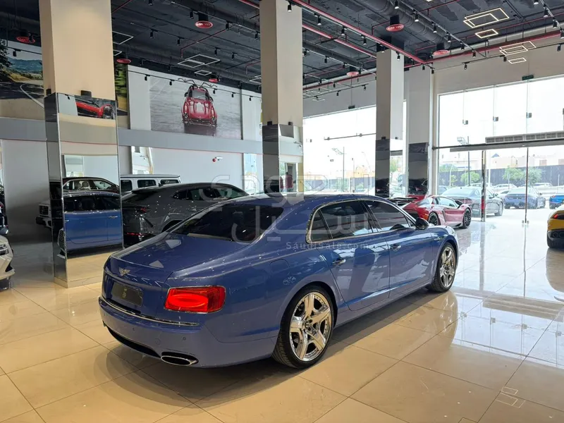 2015 بنتلي كونتيننتل فلاينج سبير