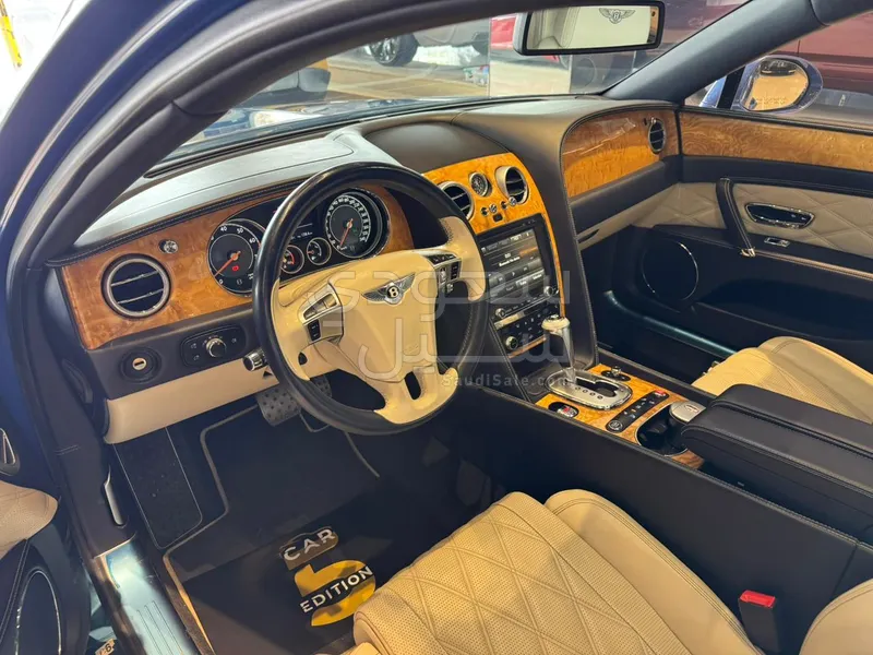 2015 بنتلي كونتيننتل فلاينج سبير