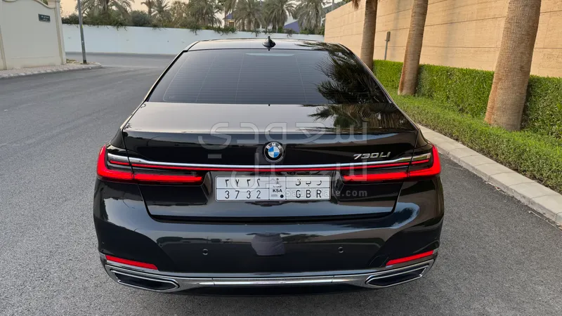 2022 بي ام دبليو الفئة السابعة 730 إل أي