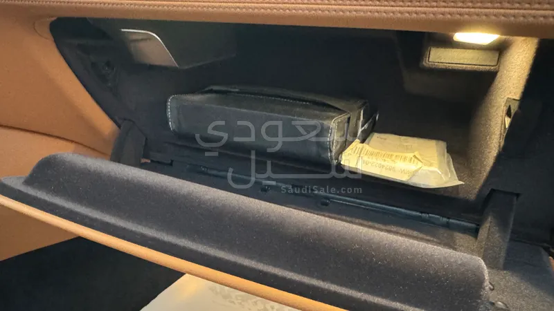 2022 بي ام دبليو الفئة السابعة 730 إل أي