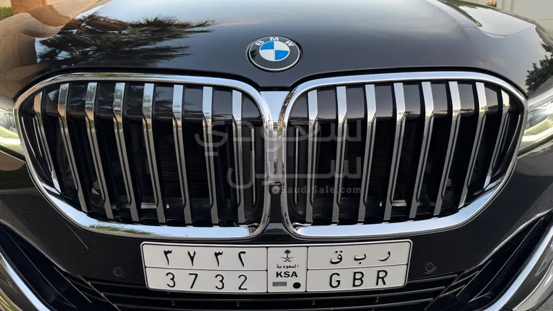 2022 بي ام دبليو الفئة السابعة 730 إل أي