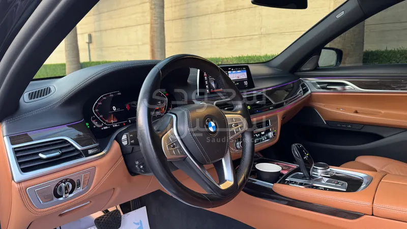 2022 بي ام دبليو الفئة السابعة 730 إل أي