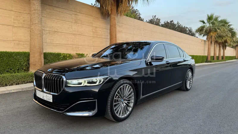 2022 بي ام دبليو الفئة السابعة 730 إل أي