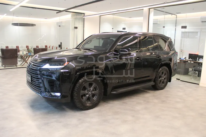 2025 لكزس إل إكس 600 اوف رود