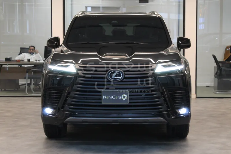 2025 لكزس إل إكس 600 اوف رود