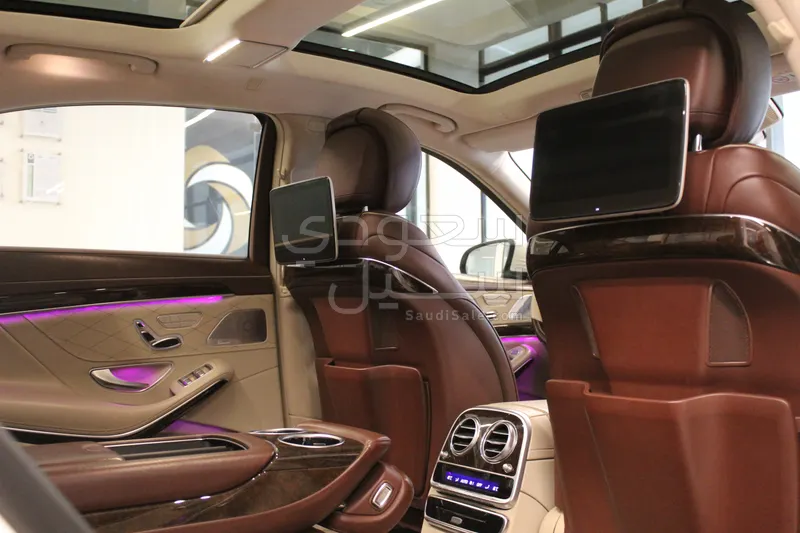 2018 مرسيدس - بنز إس 560