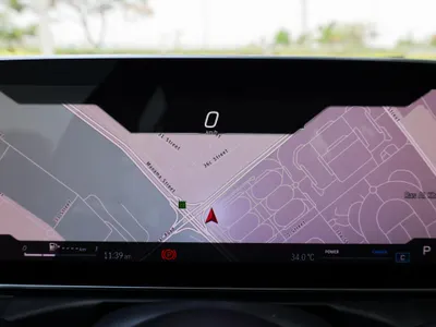 2026 مرسيدس - بنز سي 200 أي إم جي