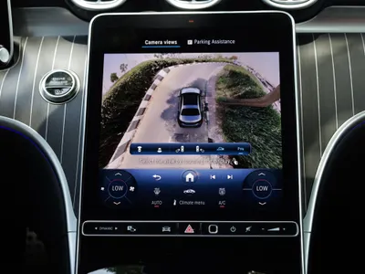 2026 مرسيدس - بنز سي 200 أي إم جي