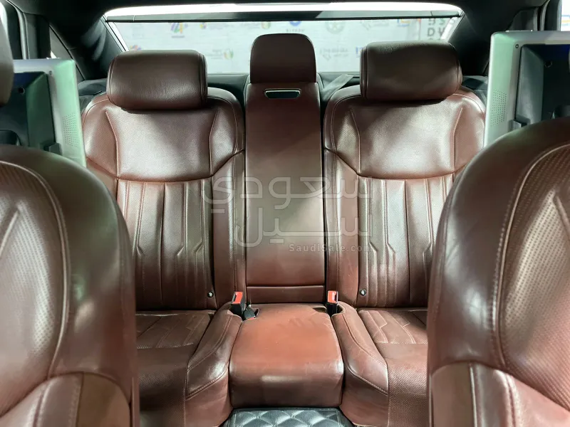 2019 اودي اي 8 ال 55تي اف اس أي