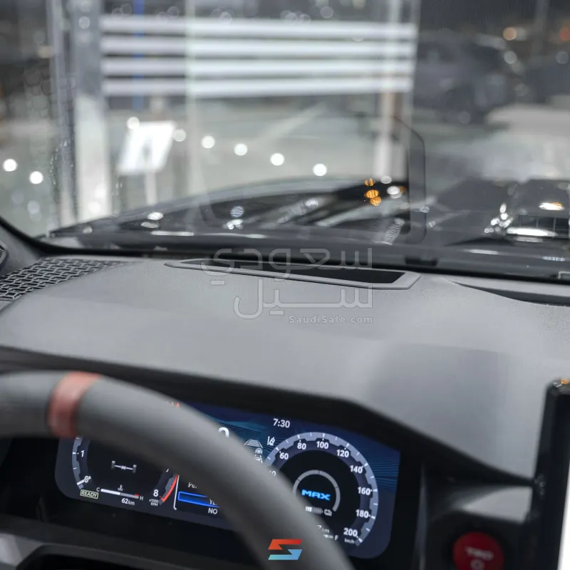 2024 تويوتا تاكوما تي ار دي