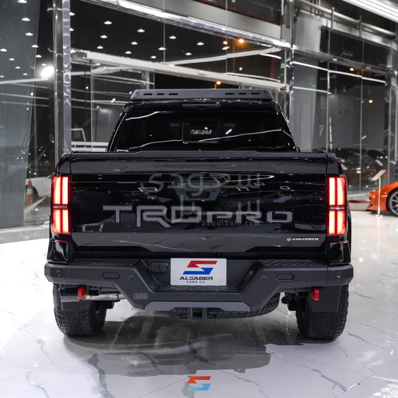 2024 تويوتا تاكوما تي ار دي