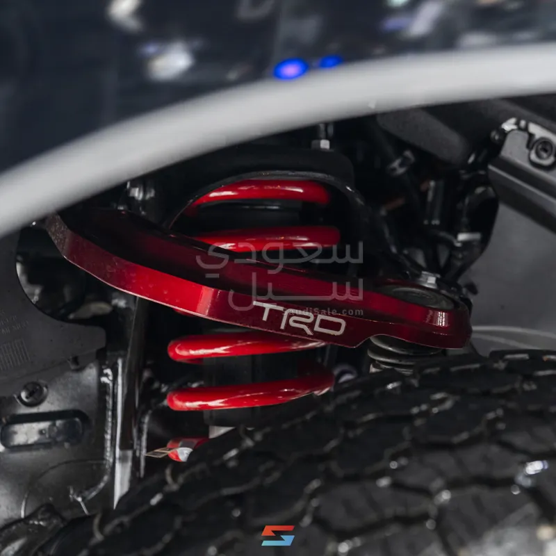 2024 تويوتا تاكوما تي ار دي