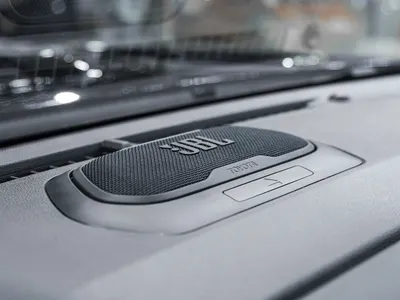 2024 تويوتا تاكوما تي ار دي